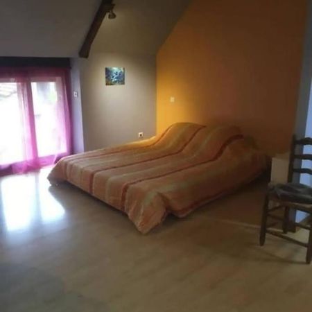Chambre Chez L'Habitant Rueyres 外观 照片